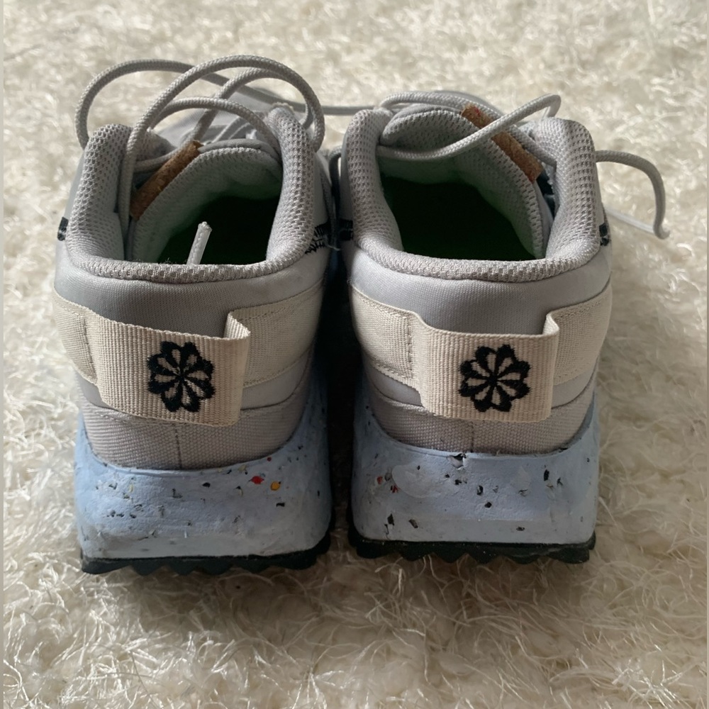 Nike, Gray/Light Blue/ Size 5 - Picture 5 of 5